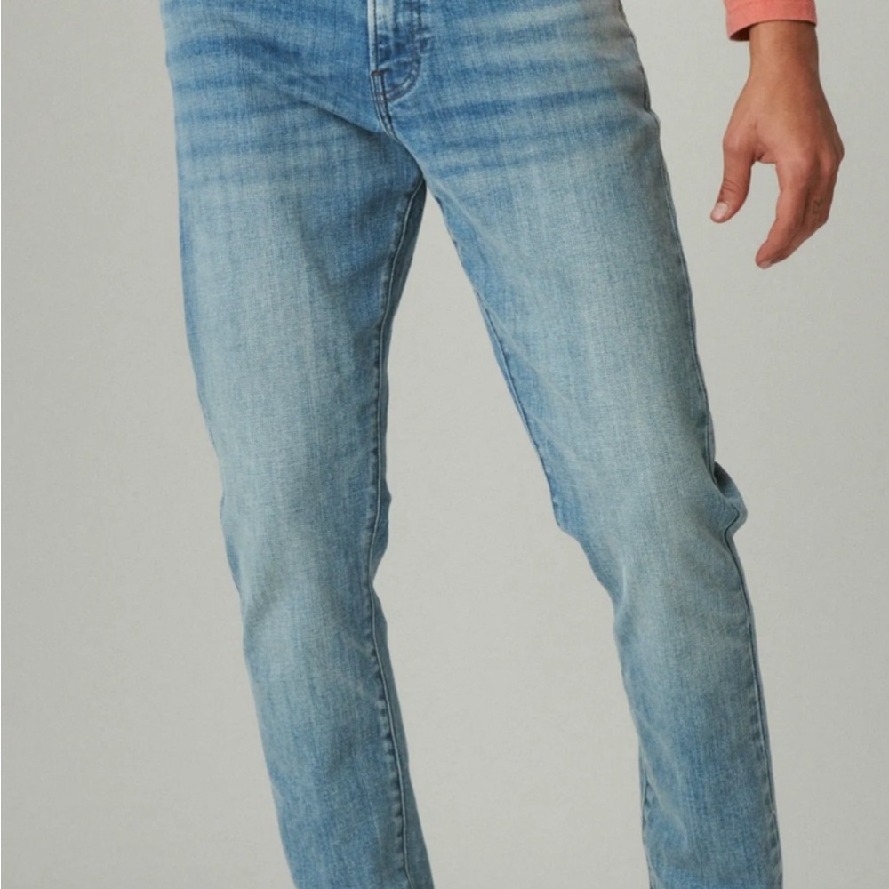 Lucky Brand 411 Athletic Taper - Advanced Stretch